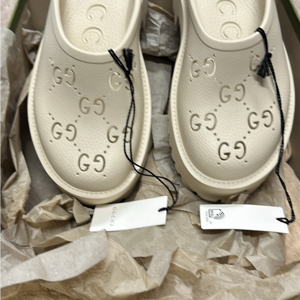 Gucci platform clogs
